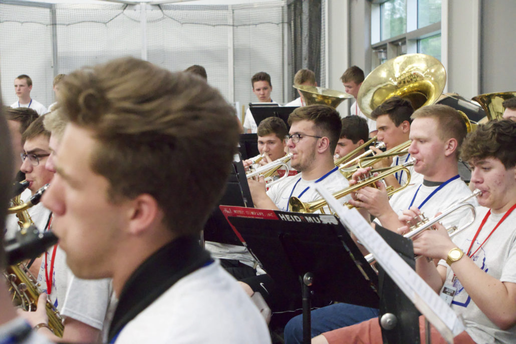 BBS band charges citizens’ energy during opening ceremony